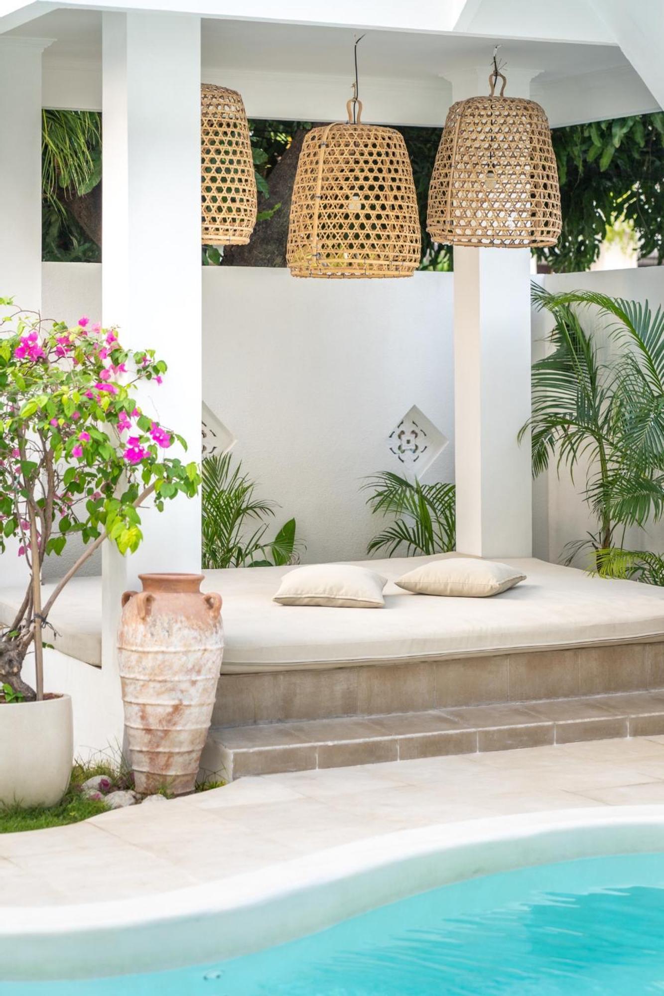 Casa De Lupe 5 Bedroom Villa In Kerobokan سمينياك المظهر الخارجي الصورة