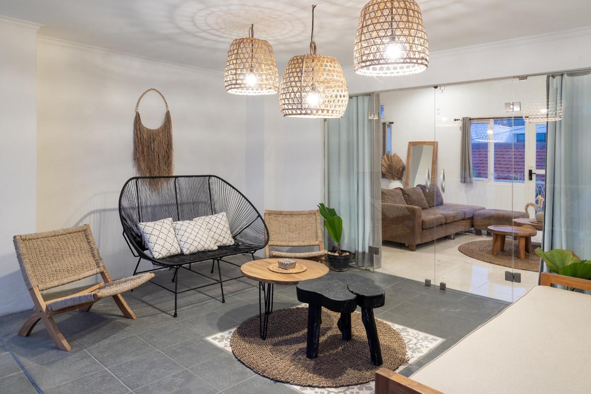 Casa De Lupe 5 Bedroom Villa In Kerobokan سمينياك المظهر الخارجي الصورة